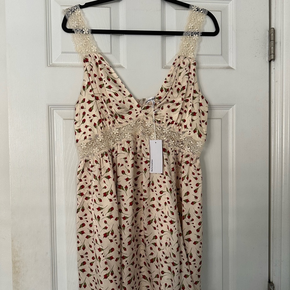 NWT Reformation Elina Silk Dress